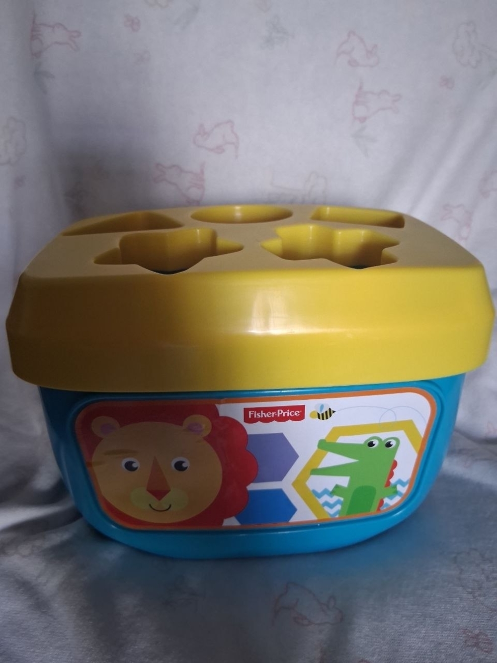 Fisher-Price Shape Sorter Bin in Yellow and Blue